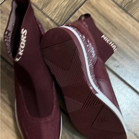 Michael Kors New Swift stretch knit boots size 10 retail for $150 - Picture 3 of 5